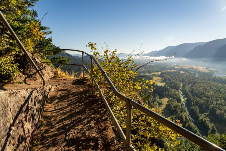 Hiking the Beacon Rock Trail: Everything You Need to Know