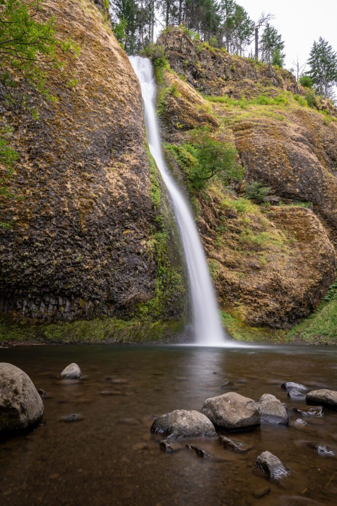 Horsetail Falls is right off of the Historic Columbia River Highway